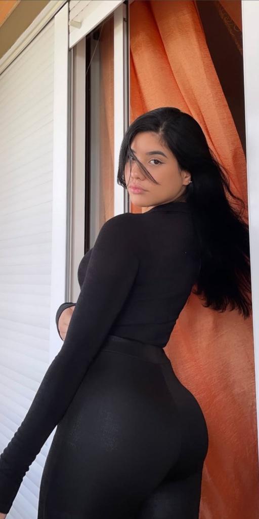 654569956: Chica busca chico en Madrid