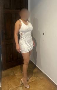 644073784: Chica busca chico en Madrid