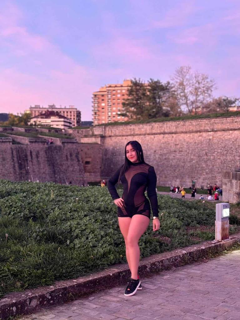 Chica busca chico en Asturias: 