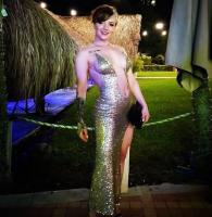 613437838: Chica busca chico en Barcelona