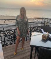 611022297: Chica busca chico en Almería