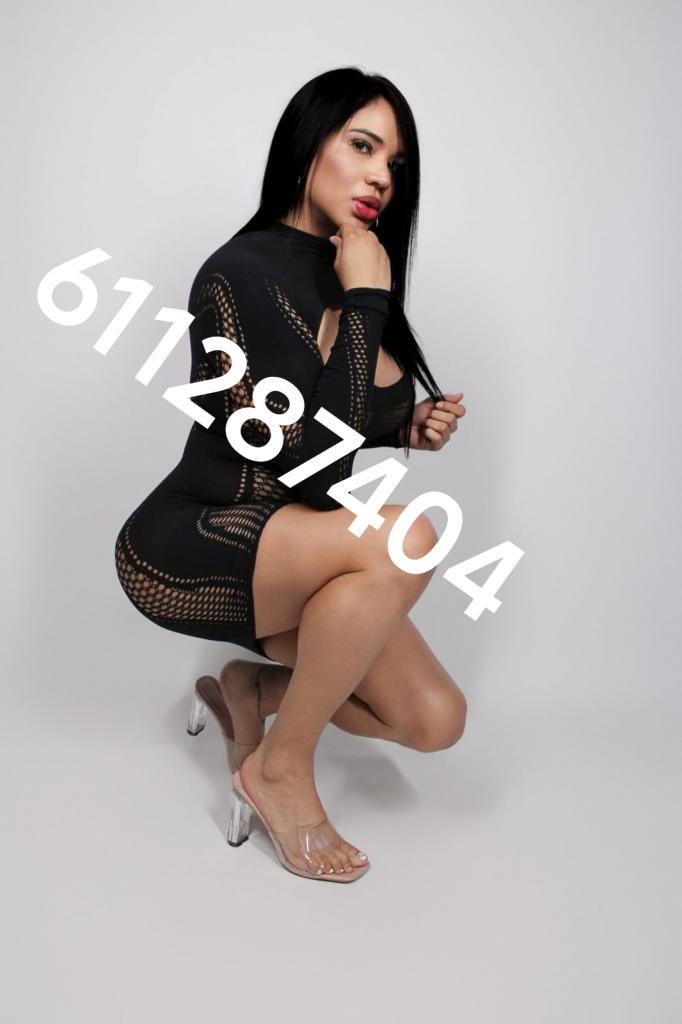 611287404: Chica busca chico en La Coruña