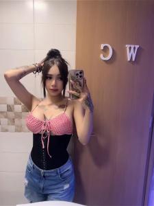 666810118: Transexual en Madrid