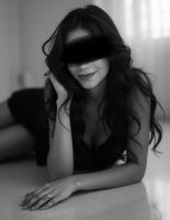 930104495: Chica busca chico en Barcelona