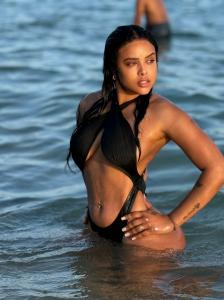 693532396: Chica busca chico en Mallorca