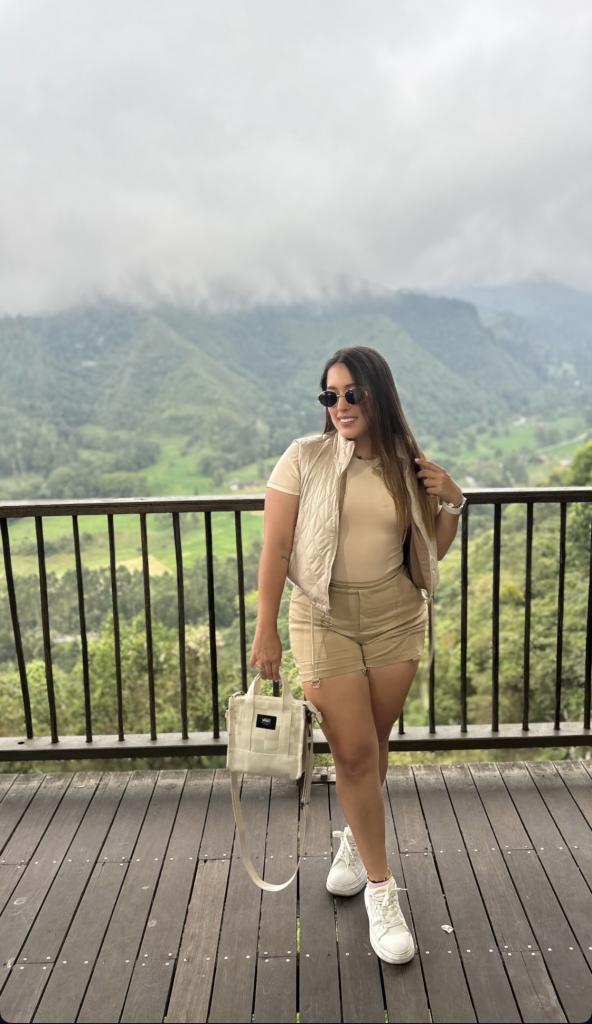 633682577: Chica busca chico en Alicante