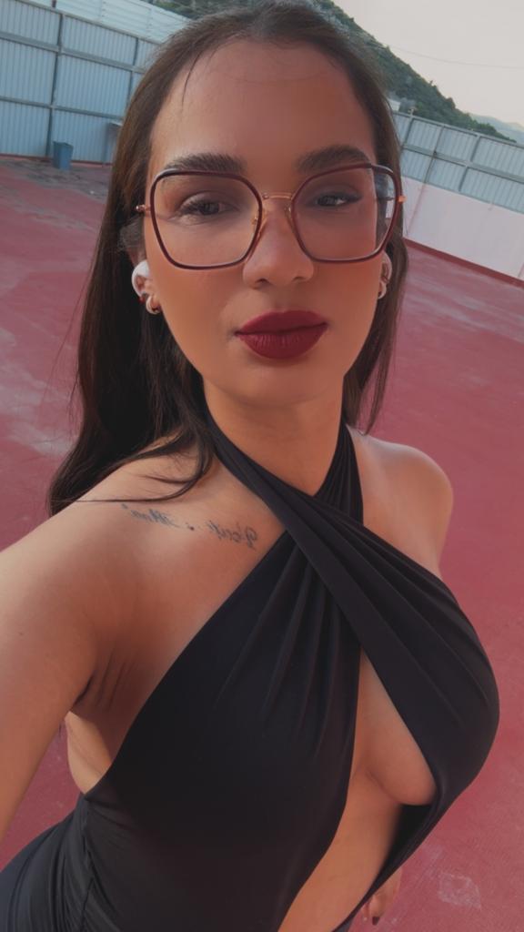 642091752: Chica busca chico en Orense