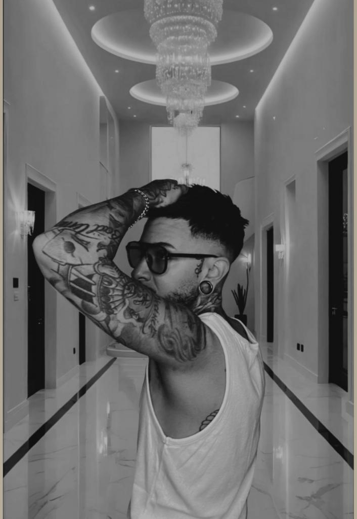 613433815: Travesti en Barcelona