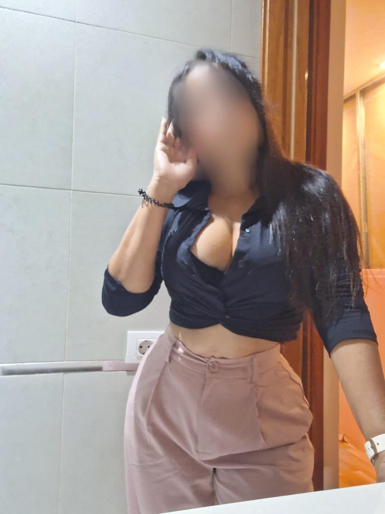 634940754: Chica busca chico en Barcelona