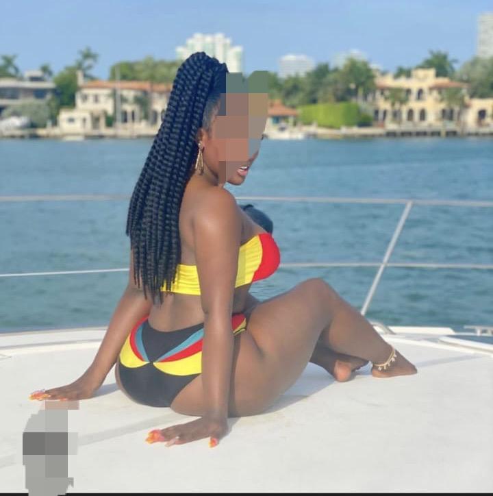 Chica busca chico en La Coruña: 