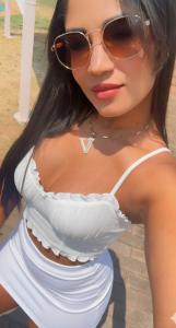 638233042: Chica busca chico en Lugo