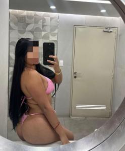 642758350: Chica busca chico en Málaga