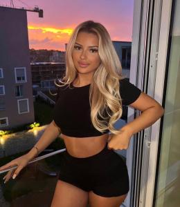 671835119: Chica busca chico en Málaga