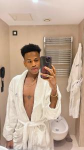 611271304: Chico busca chica en Cádiz