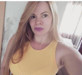 645844149: Chica busca chico en Madrid