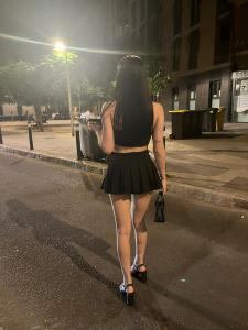 642599151: Chica busca chico en Málaga