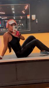 638233042: Chica busca chico en Lugo