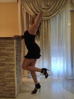 664874220: Chica busca chico en Madrid