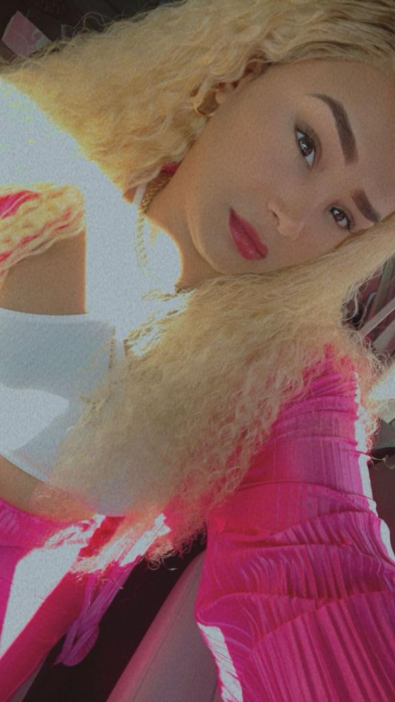 Chica busca chico en Barcelona: 