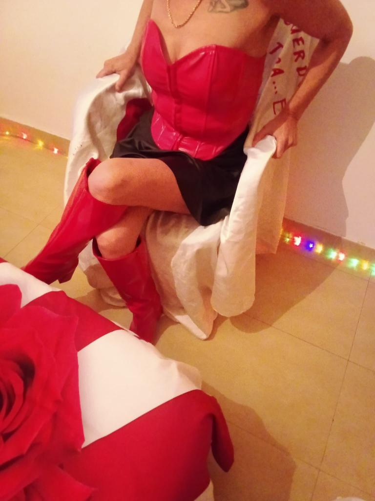 632259322: Chica busca chico en Murcia