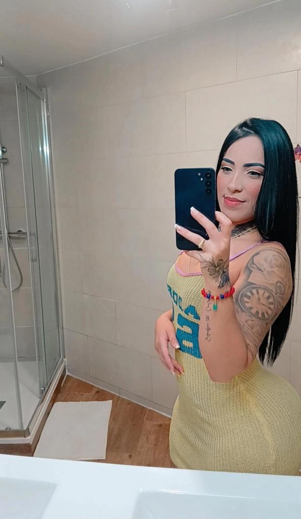 625719875: Chica busca chico en Madrid