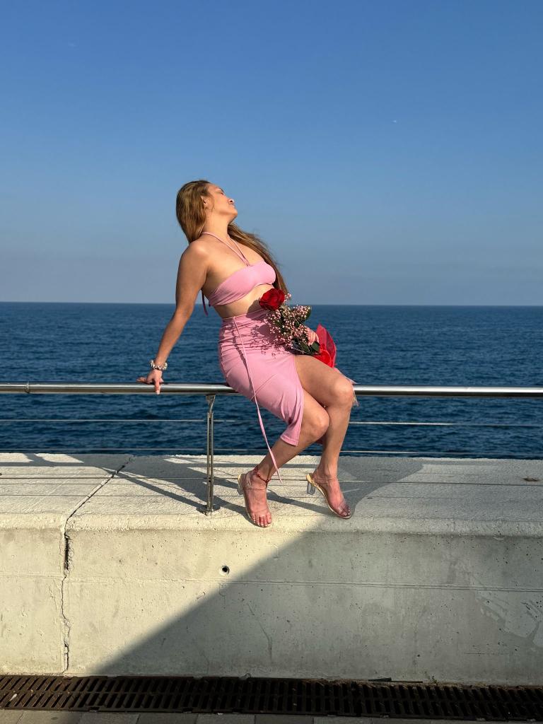 631512910: Chica busca chico en Barcelona