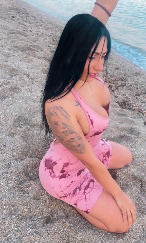 Chica busca chico en Almería: 