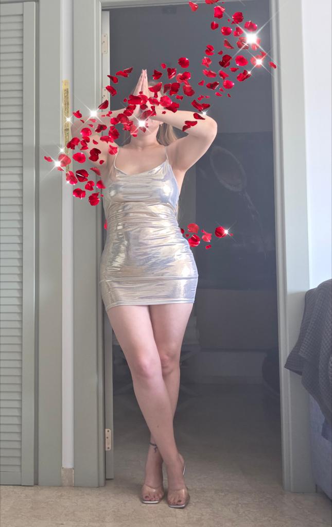 602556595: Chica busca chico en Sevilla