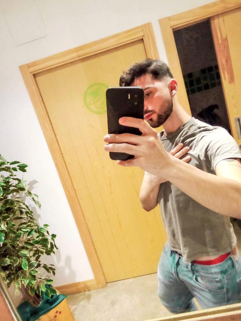 Chico busca chica en Valencia: 