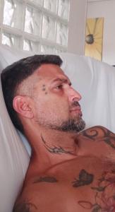 667560161: Chico busca chica en Alicante