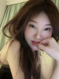 688033596: Chica busca chico en Lérida