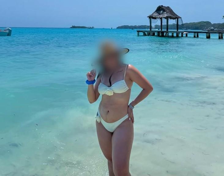 637788085: Chica busca chico en Sevilla