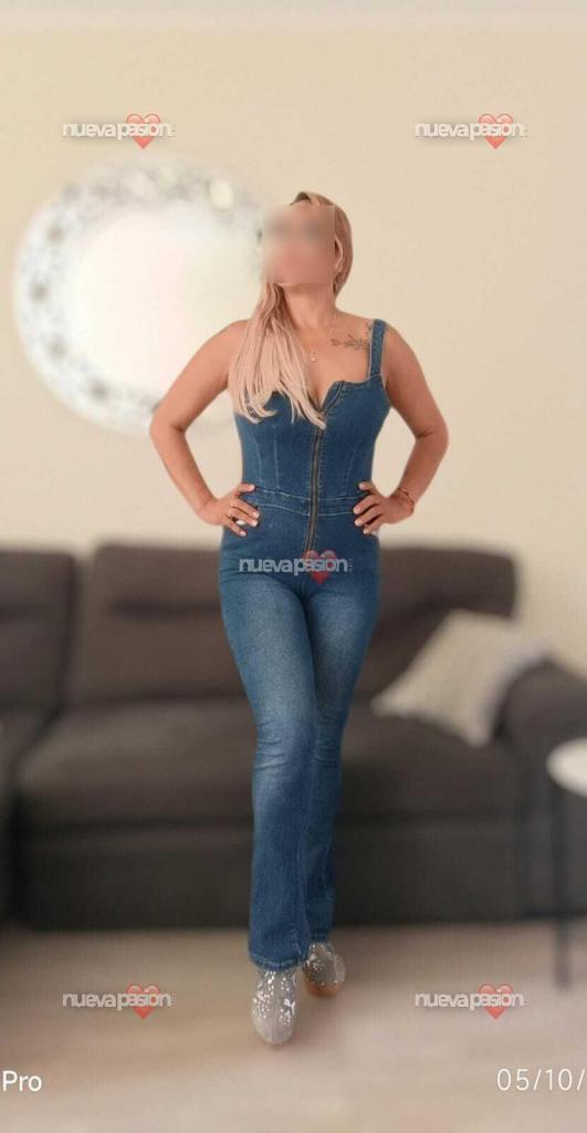 Chica busca chico en Tenerife: 