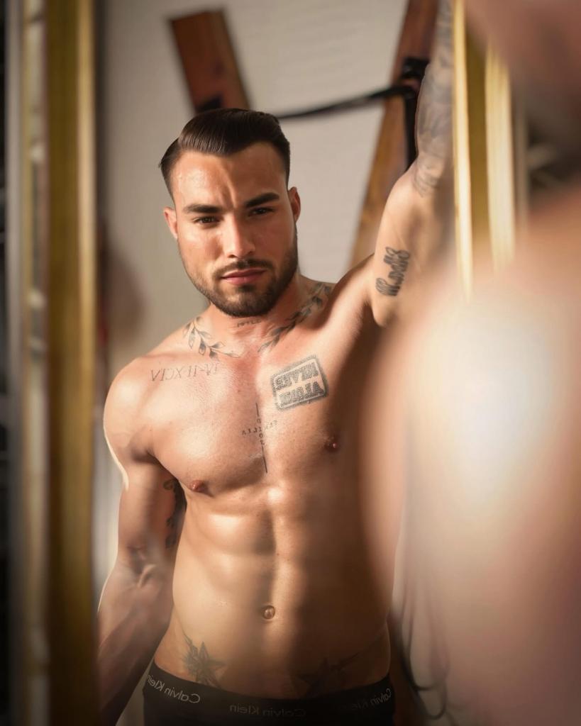 Chico busca chica en Navarra: 