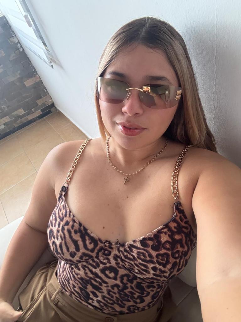 643212046: Chica busca chico en Tarragona