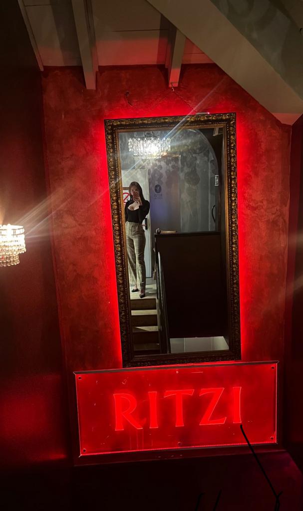 631381606: Travesti en Madrid