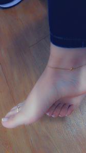 670719347: Chica busca chico en Barcelona