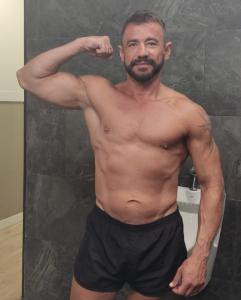 611632790: Chico busca chica en Madrid