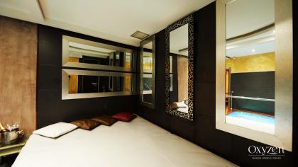 Chica busca chico en Barcelona: 