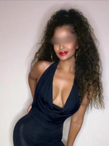 656809958: Chica busca chico en Málaga