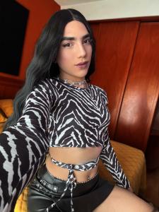 679107091: Transexual en Orense