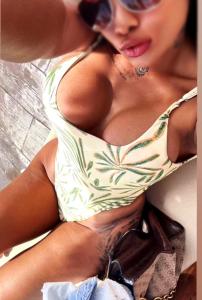 Chica busca chico en Sevilla: 