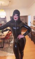 610235141: Travesti en Cantabria