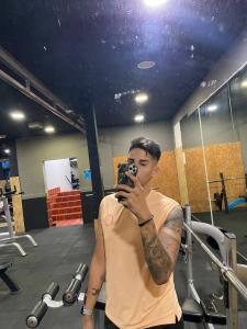 Chico busca chica en Barcelona: 