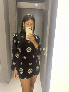 610048307: Chica busca chico en La Coruña