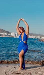 662336518: Chica busca chico en Ibiza