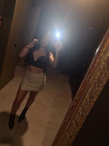 661278505: Chica busca chico en Cádiz