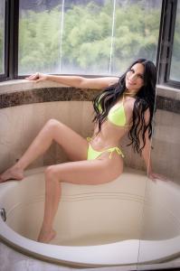 641507912: Chica busca chico en Ibiza