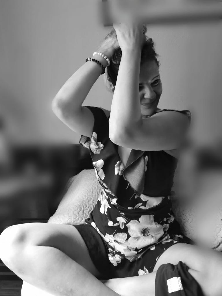 615076198: Chica busca chico en Barcelona