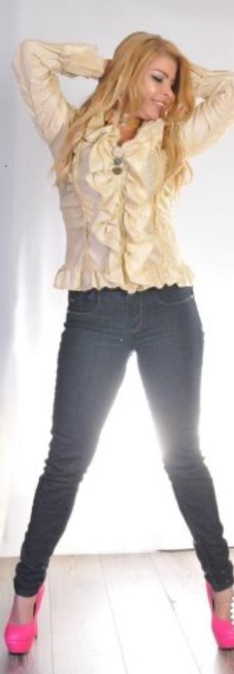 632049805: Chica busca chico en Málaga